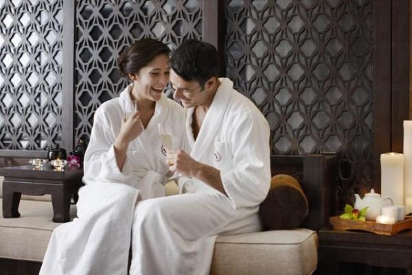 澳門喜來登金沙城中心酒店趁情人節推出一系列餐饗及水療禮遇。